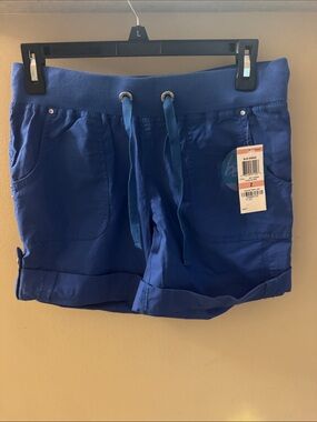 Casual Drawstring Cuffed Bermuda Shorts in Blue